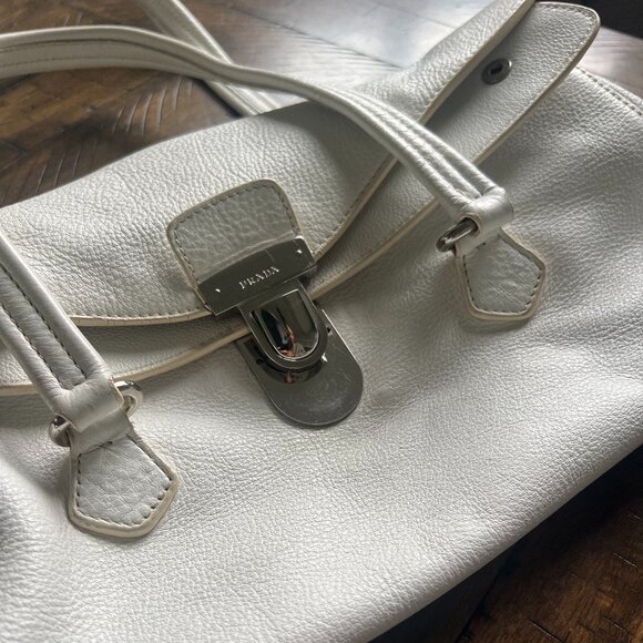 Authentic White Prada Vitello Daino Bianco Leather Bag BR2375 - Picture 9 of 9
